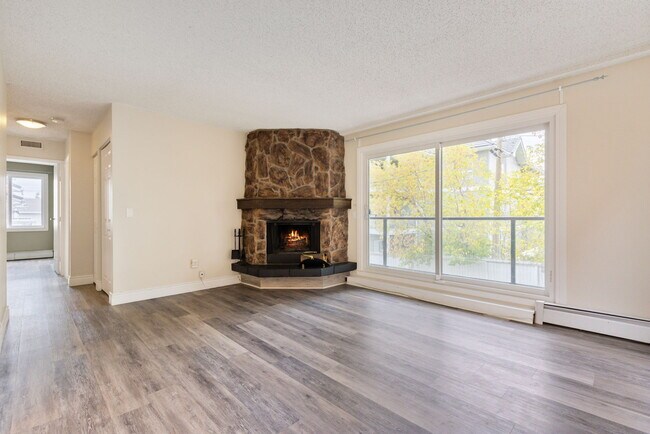 Photo - 2414-214A 14a St SW Unit 22