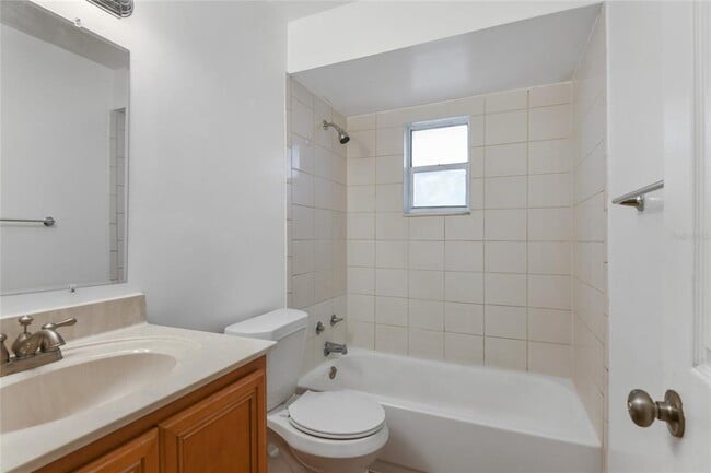 Photo - 408 N Rosland Dr
