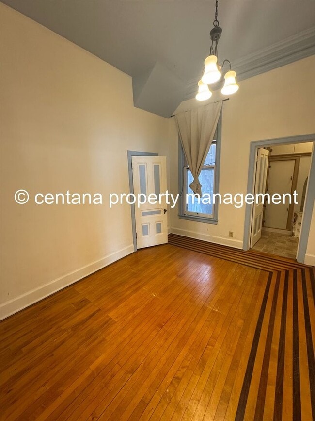 Photo - 301 W Park St Unit 301 W Park #1