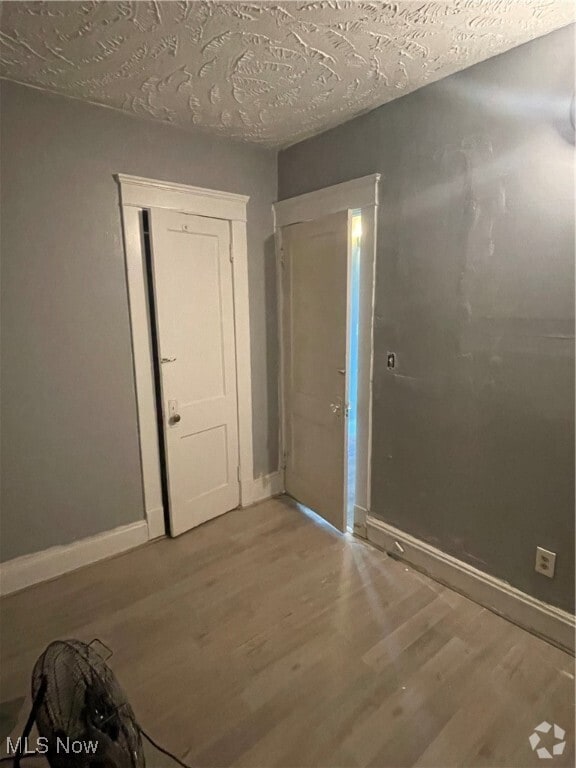 Building Photo - 13321 Gainsboro Ave Rental