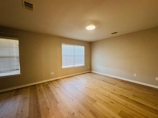 Photo - 2506 Bristol Band Ln