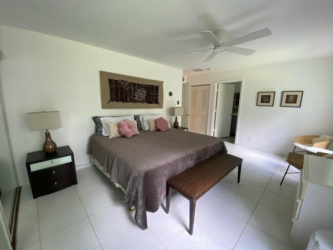 5061 Nesting Way Unit D