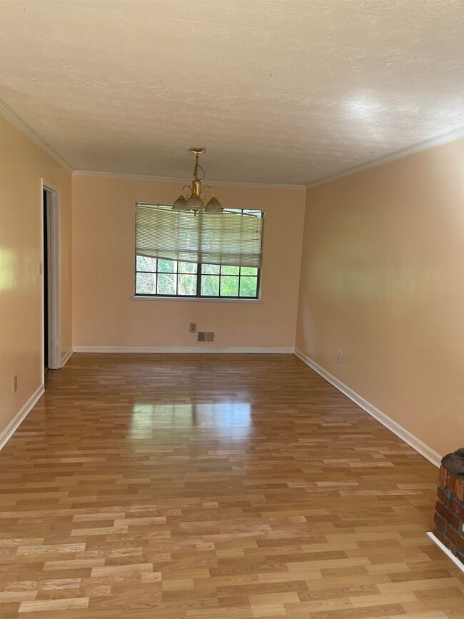 Photo - 152 Rountree Rd