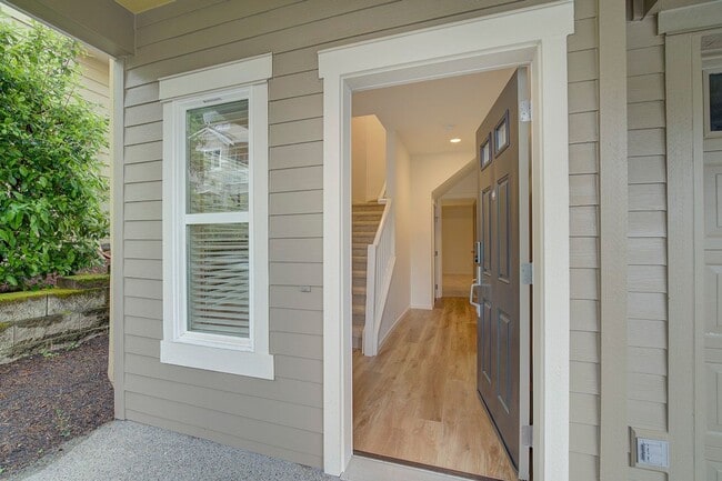 Photo - 3Bd/2.5Ba Issaquah Home