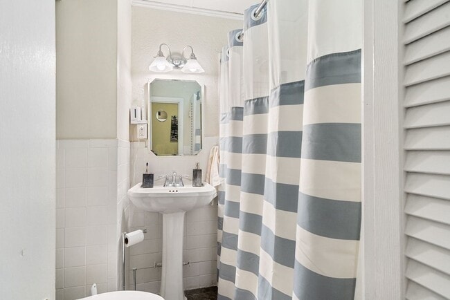 Photo - 298 Marlborough St Unidad 2