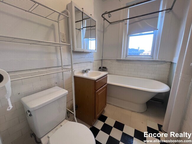 1179 Boylston St Unit 35