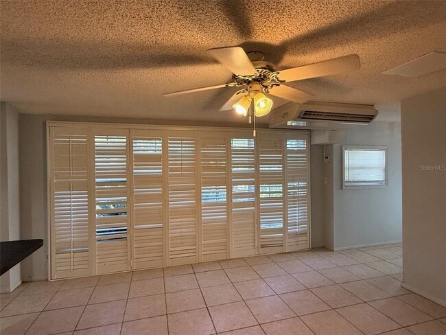 Photo - 3943 Freedom Ave Unidad 1