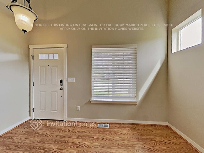 Photo - 8226 82nd Dr NE