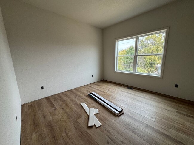 Photo - 321 Houghton St Unidad A