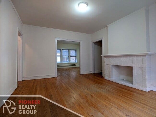 Building Photo - 1025 Dempster St Unit 1305-W2