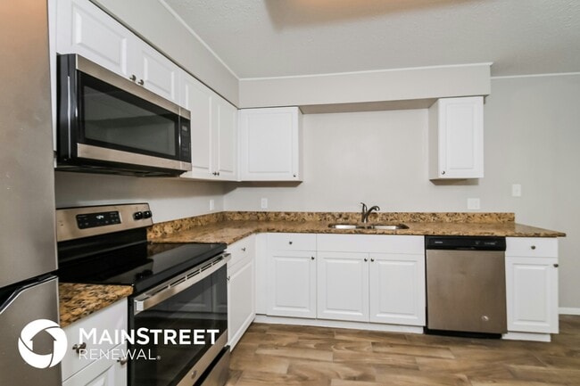 Photo - 2836 Orchid Ln