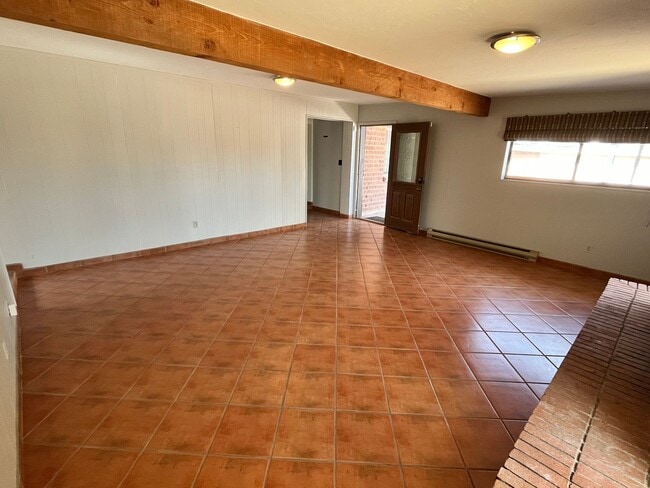 Photo - East- 3 bedroom/ 2 bathroom home with sparkling pool!