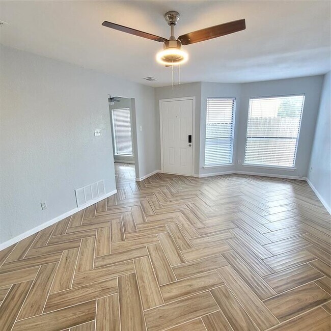 13351 Water Oak Ln Unit B