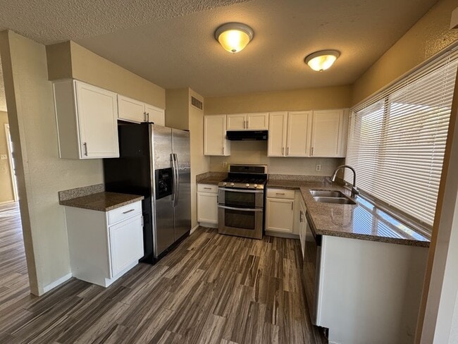 Photo - Remodeled Peoria 3br