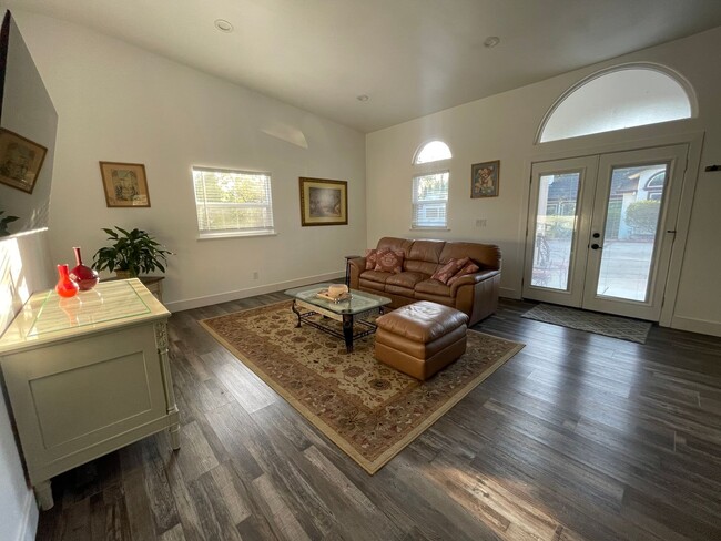 Photo - Newly Build Custom Cottage near Arden Park House