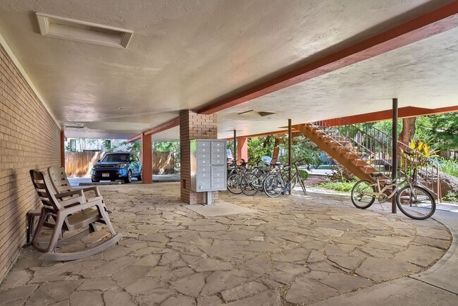 Photo - Wonderful newely updated downtown condo