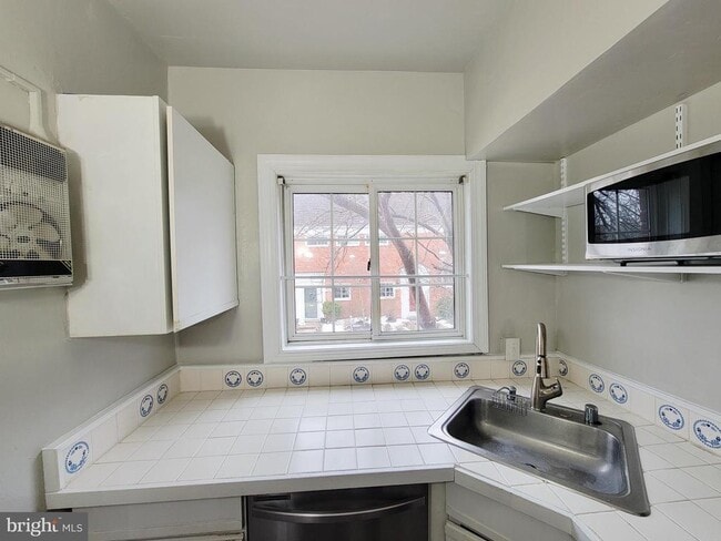 Photo - 3408 Gunston Rd