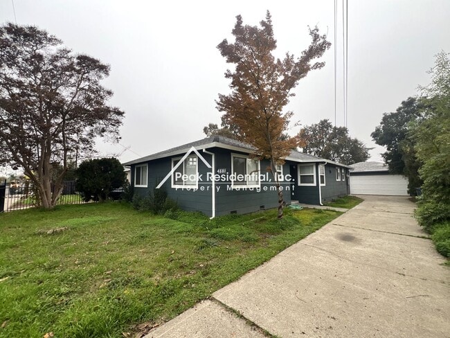 Building Photo - Updated 3bd/2ba Sacramento House