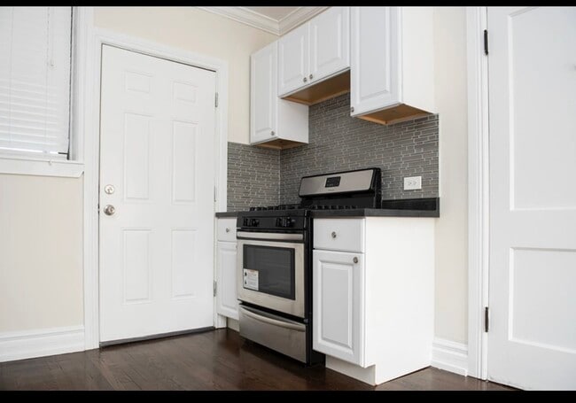 Photo - 1056 W Lill Ave Unit 2