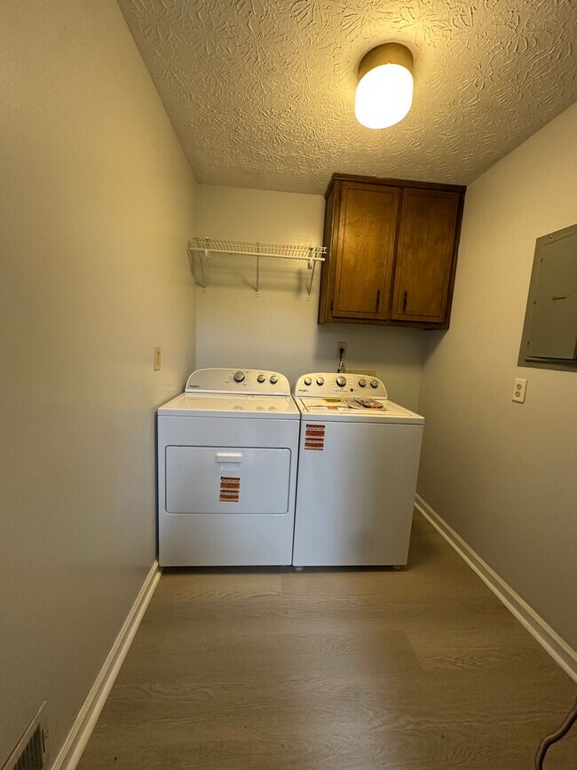 Photo - 4304 Riverside Dr SW