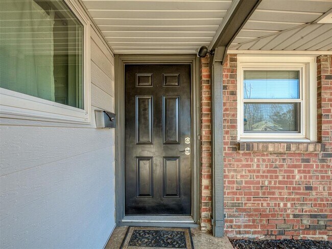 Photo - 2641 Kent Dr