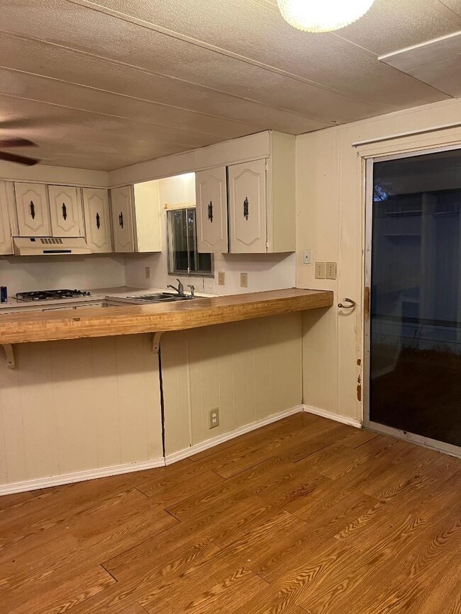 Photo - 3109 Switzer Rd