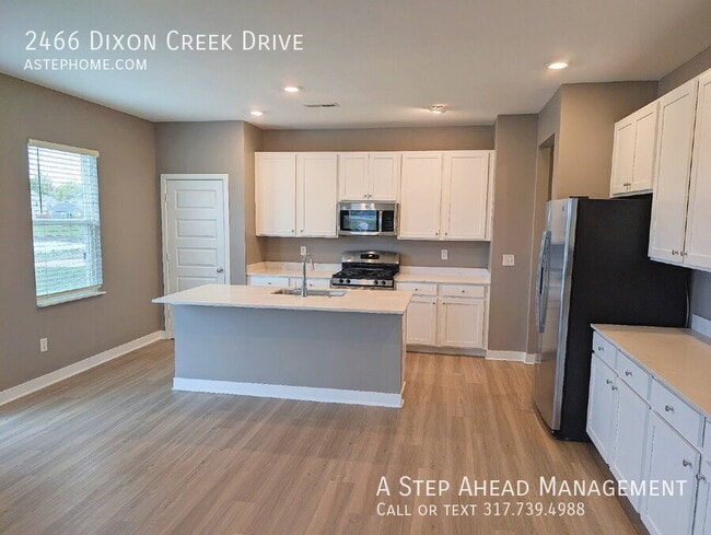 Photo - 2466 Dixon Crk Dr