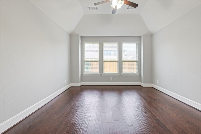 Photo - 5919 Solara Ledge Ln
