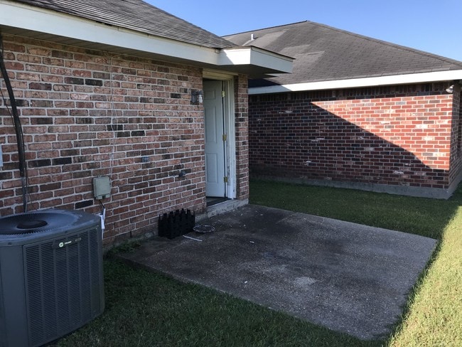 Exterior rear patio
