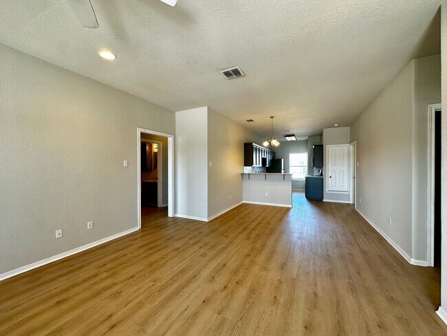 Photo - 1621 Bagby Ave Unit B