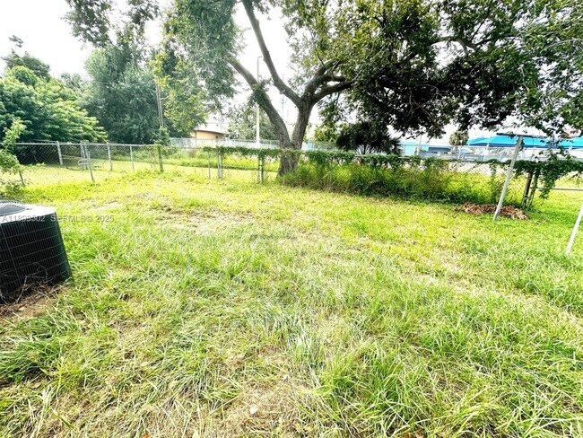 Photo - 1724 W Chestnut St Unidad A