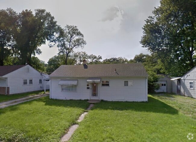 Building Photo - 1112 Lilac Dr Rental