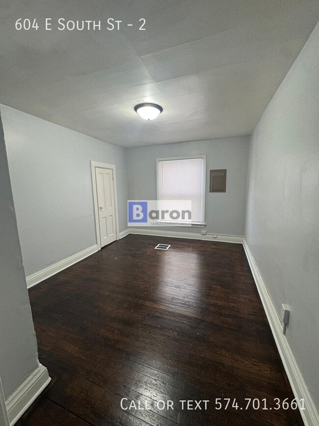 Photo - 604 E South St Unit 2