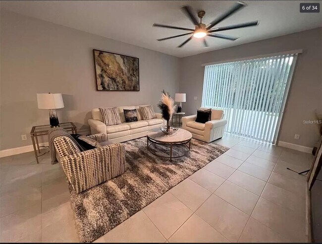 Photo - 5055 Royal Point Ave