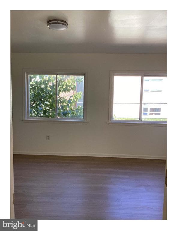 Building Photo - 5007 D St SE Unit 302