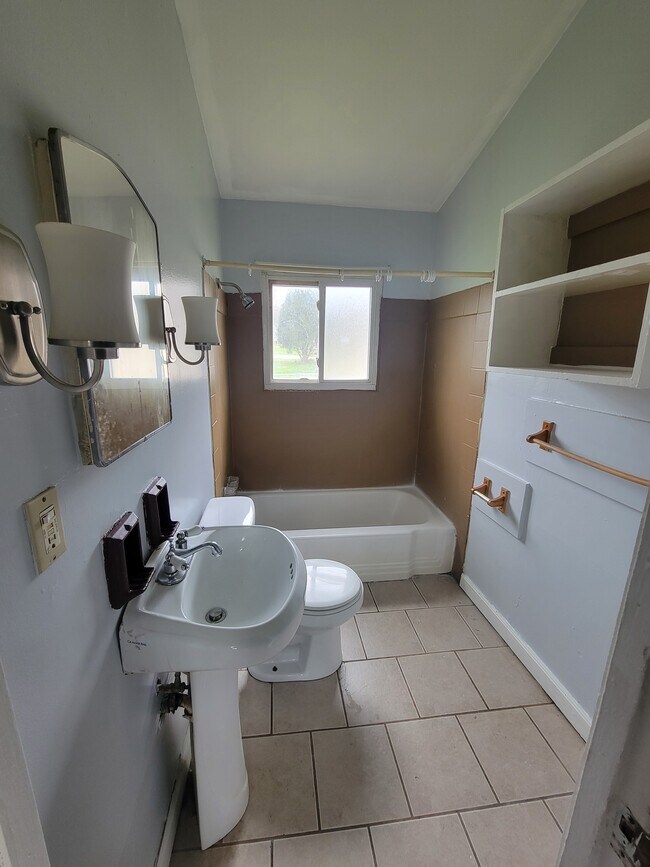 Photo - 1331-1333 Thurston St Unit 1325