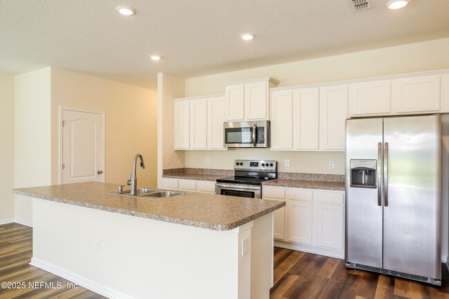 Photo - 8006 Cape Fox Dr