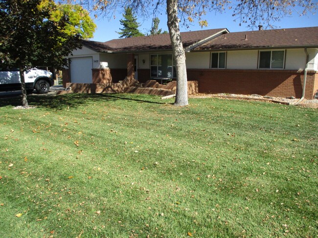 Beautiful 3 Bedroom, 1 Bath Ranch in Lovel... - Beautiful 3 Bedroom, 1 Bath Ranch in Lovel... House