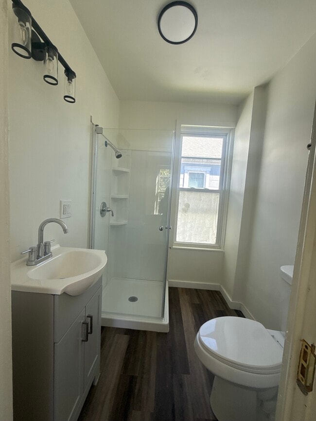 Photo - 5617 Abbottsford St Unit 2