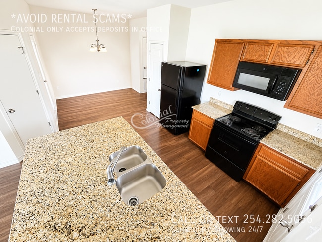 3109 Ochiltree-B