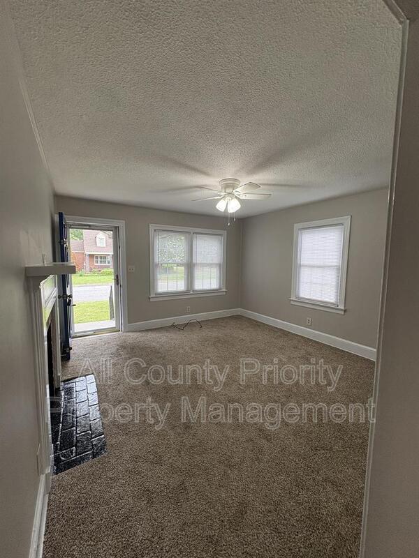 Photo - 717 S 2nd St