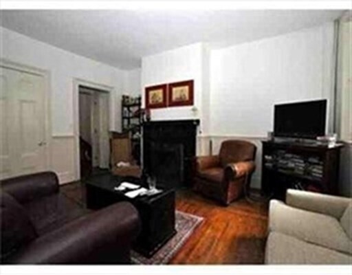 Photo - 19 Temple St Unidad 1