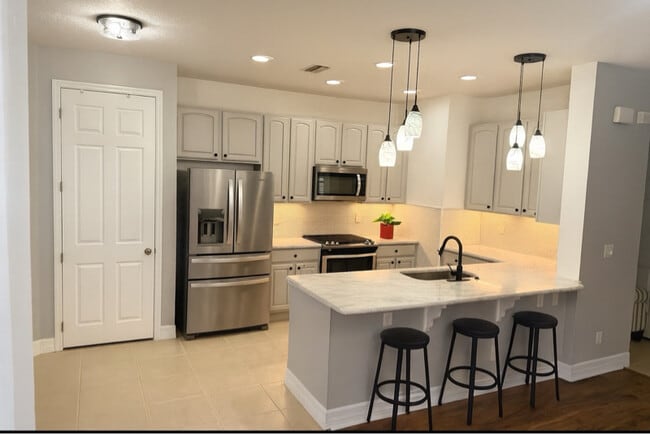 Photo - 531 Hedgewood Dr