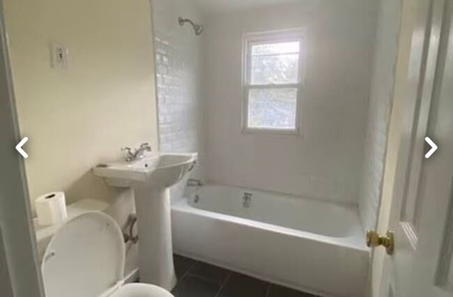 Photo - 242 Woodlawn Cir Unit 242 Woodlawn cir