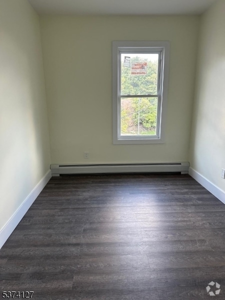 Building Photo - 19 White St Rental