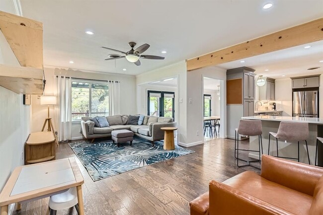 Building Photo - 1713 Mariposa Dr Rental
