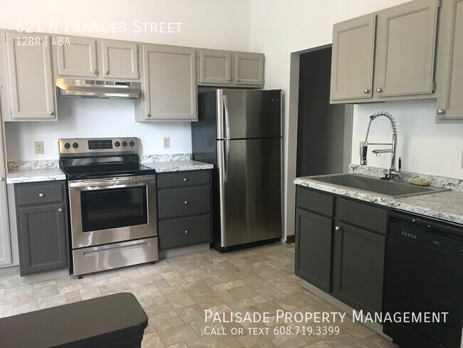 Photo - 621 N Frances St