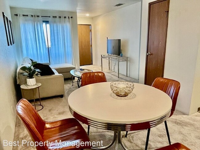 Photo - 1 br, 1 bath House - 675 N Los Felices Cir...