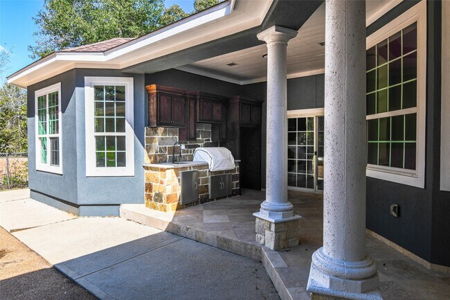 Photo - 12446 Willis Waukegan Rd