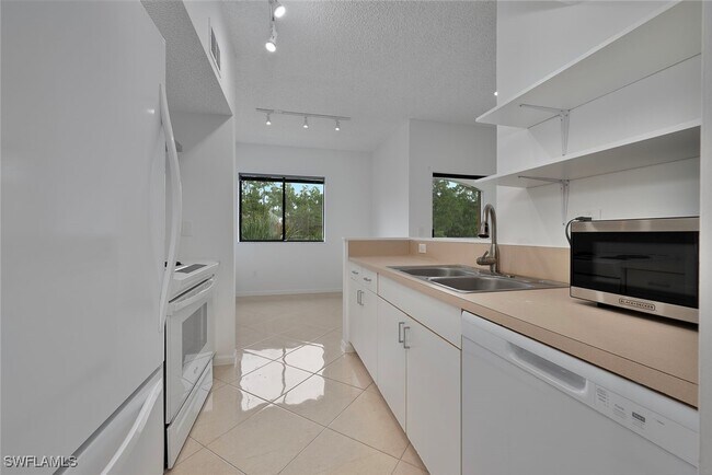 Photo - 1875 Florida Club Dr Unidad 7308